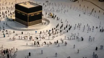 السعودية تقرر شيئاً لم يحدث من قبل في تاريخ تأشيرات الحج والعمرة… الأمر ليس تأشيرة بل ‘إذن إقامة مقدسة’ مدته 90 يوماً متواصلة.